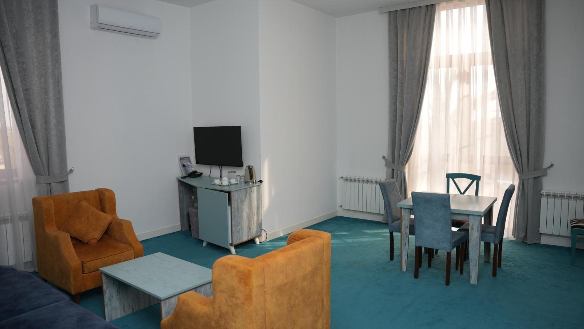 Maricel Astara Resort Hotel Екстер'єр фото